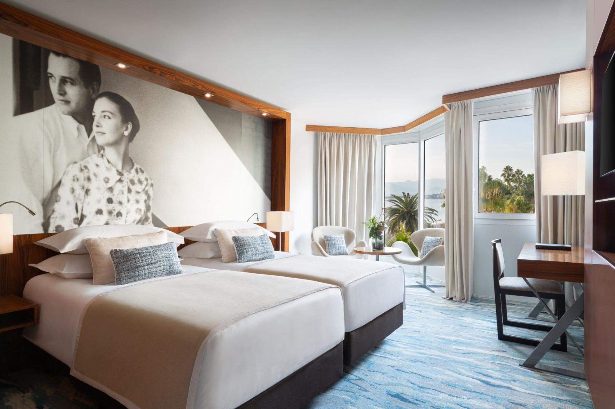 Deluxe Twin Room with Partial Sea View,1622867440:JPEG
