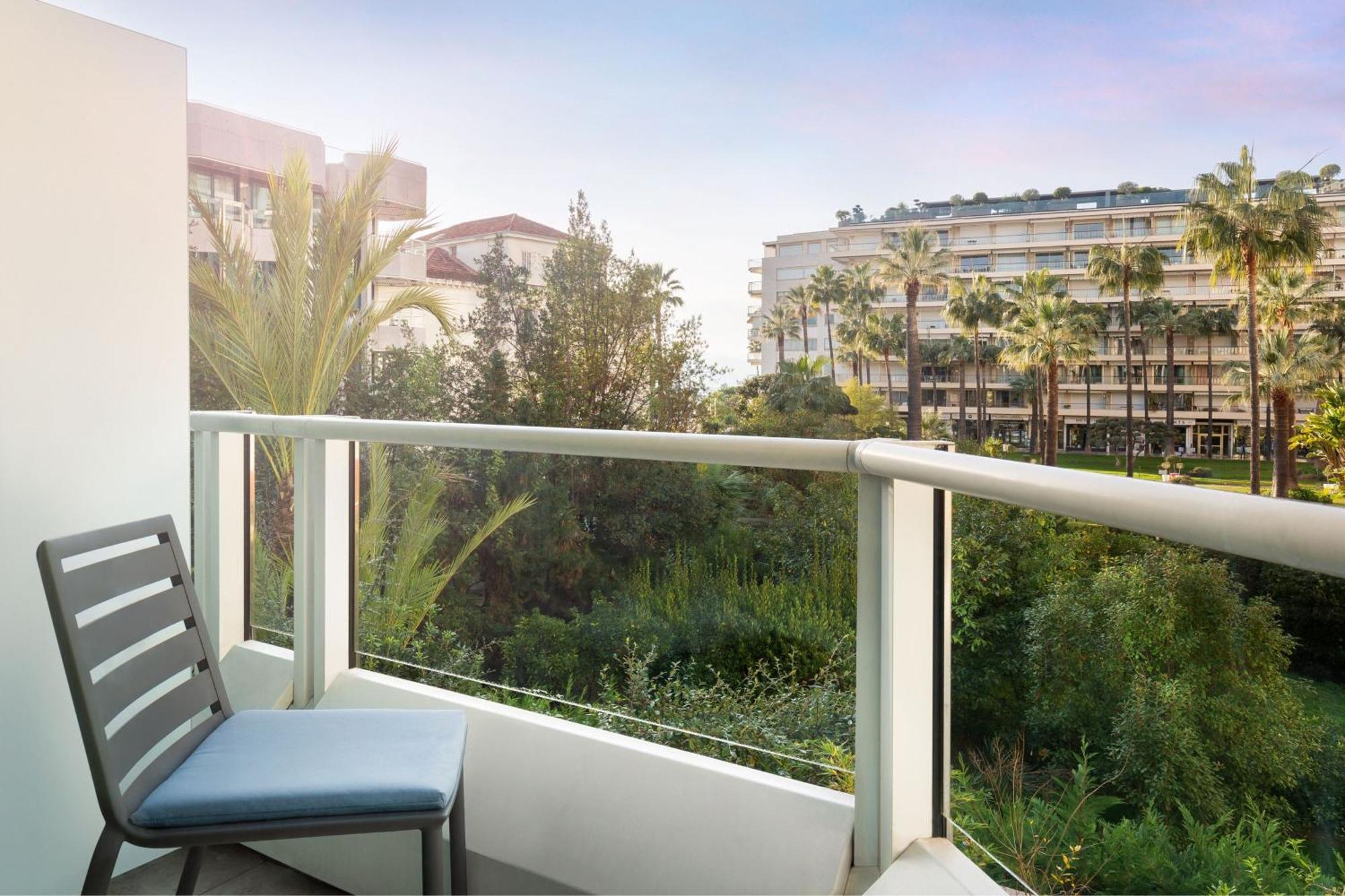 Deluxe Twin Room Garden View