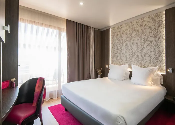 Best Western Premier Le Patio des Artistes Wellness Jacuzzi Cannes